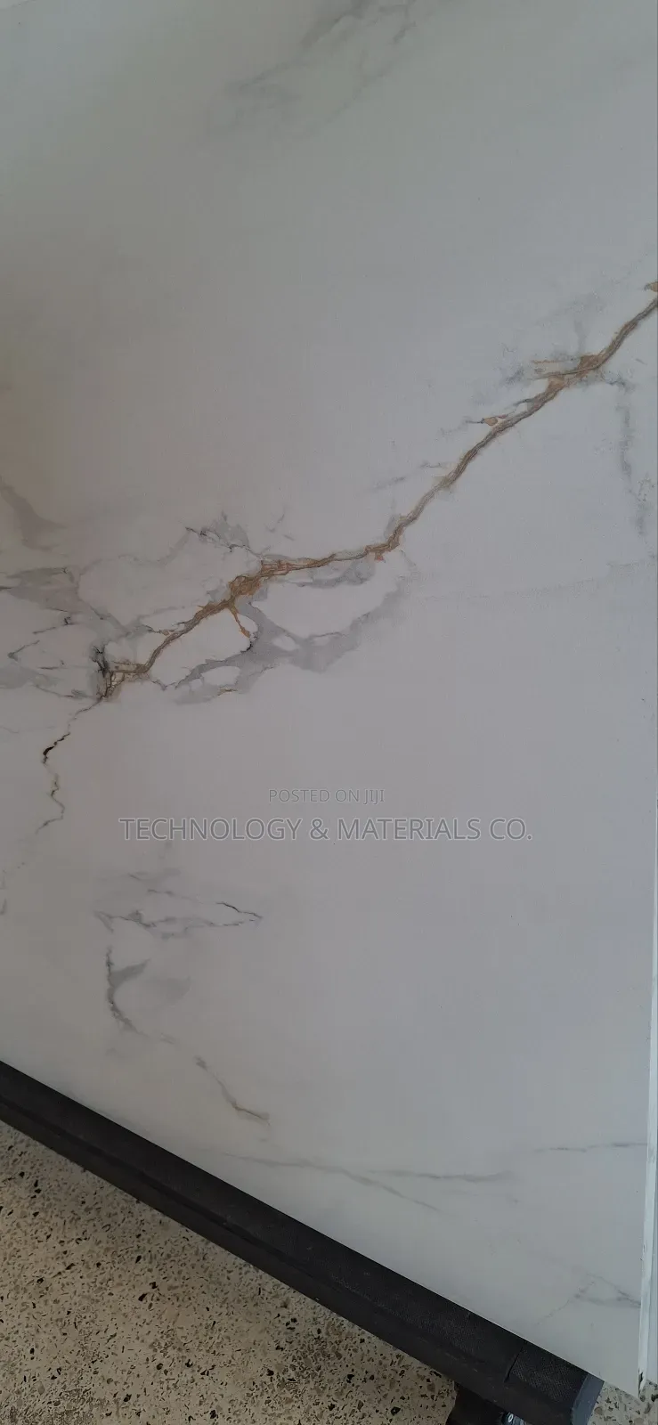 Gold White Kitchen Top