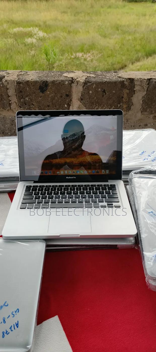 New Laptop Apple MacBook 2012 8GB Intel Core i5 HDD+SSD 500GB