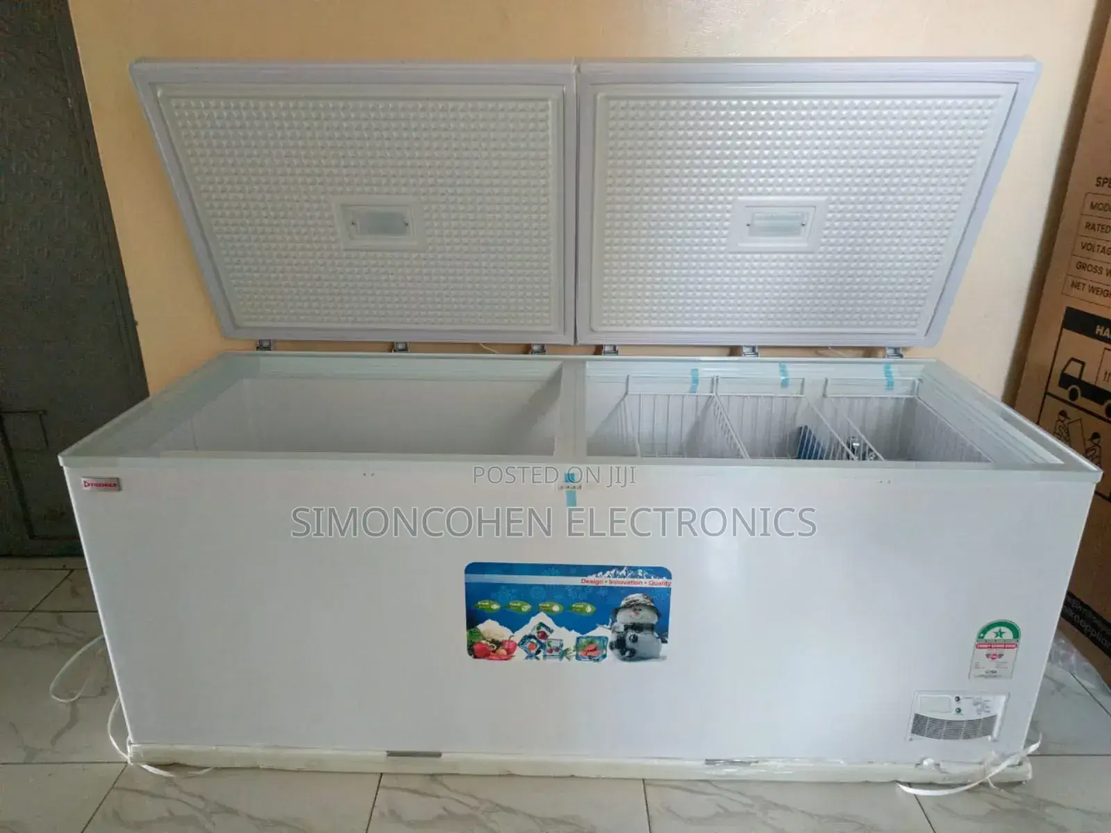700l Premier Freezer With Cool Pad, Three Food Baskets