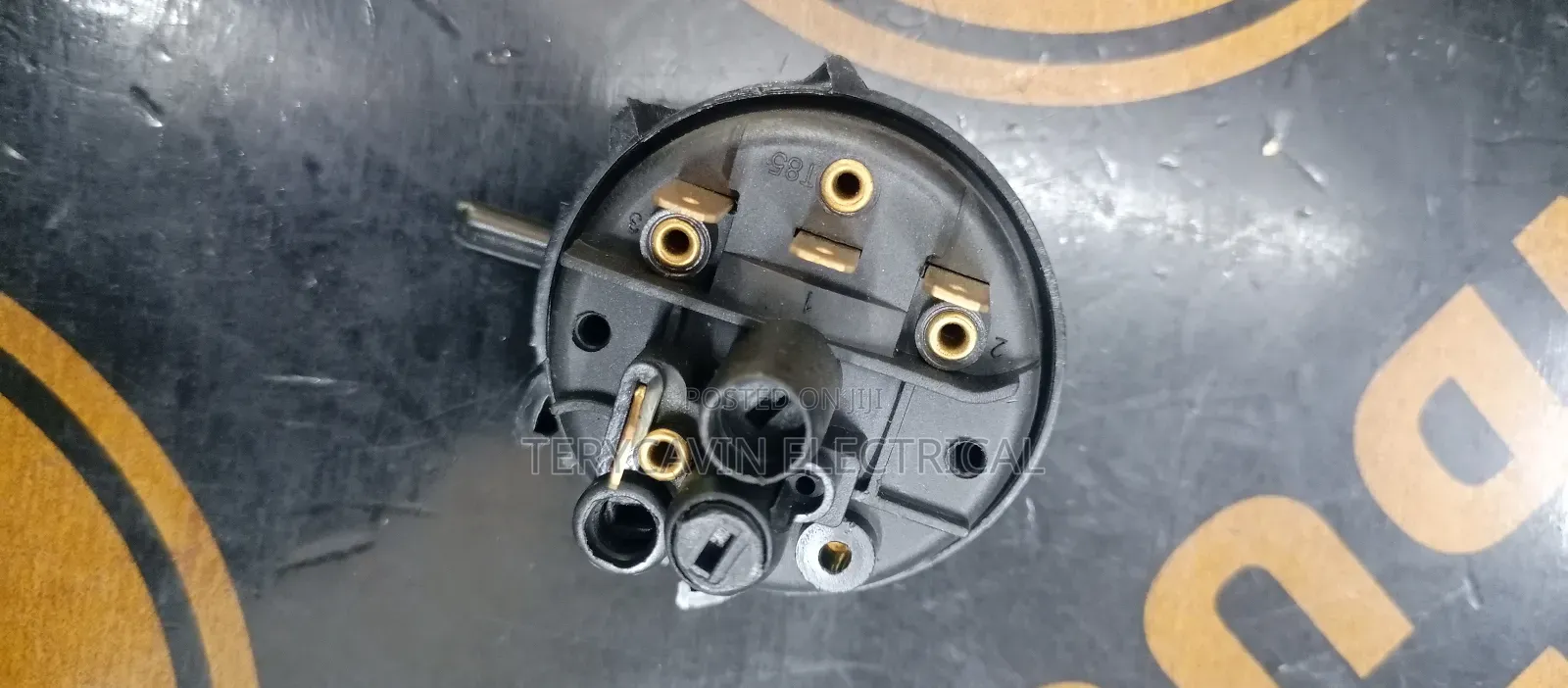 Three Terminals Pressure Switch