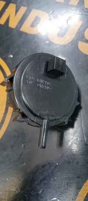 Three Terminals Pressure Switch