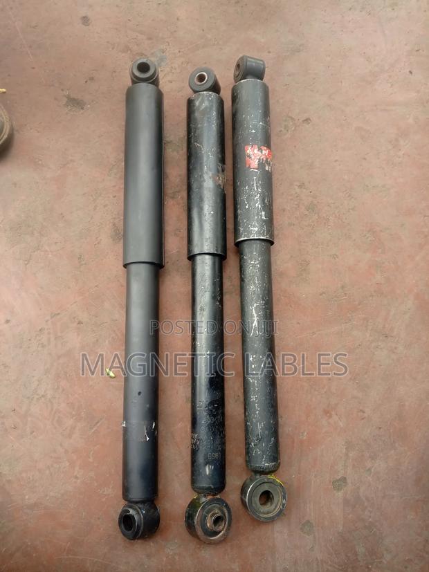 Hilux Vigo Shock Absorbers - thumbnail 3