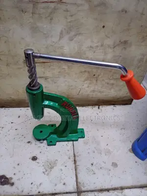 Best Quality Button Press