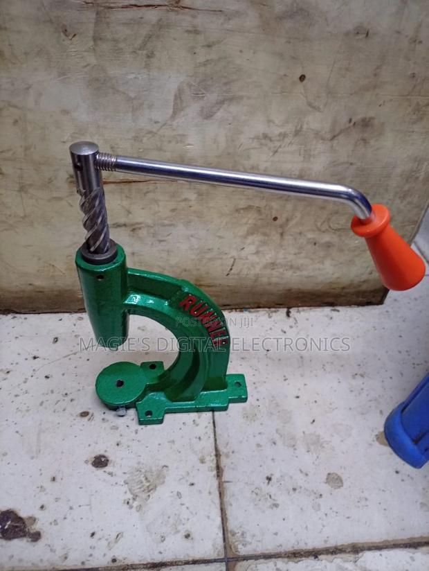 Best Quality Button Press - main view