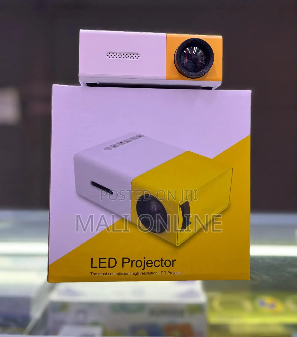 Mini Led Projector Yg300 LCD 1080p Portable Projector