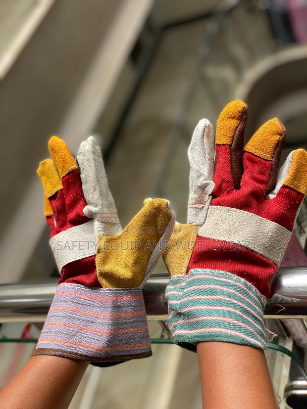 Tuff Rigger Gloves For All Day Comfort.