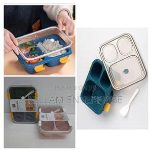 3 Grid Snack Box - main view