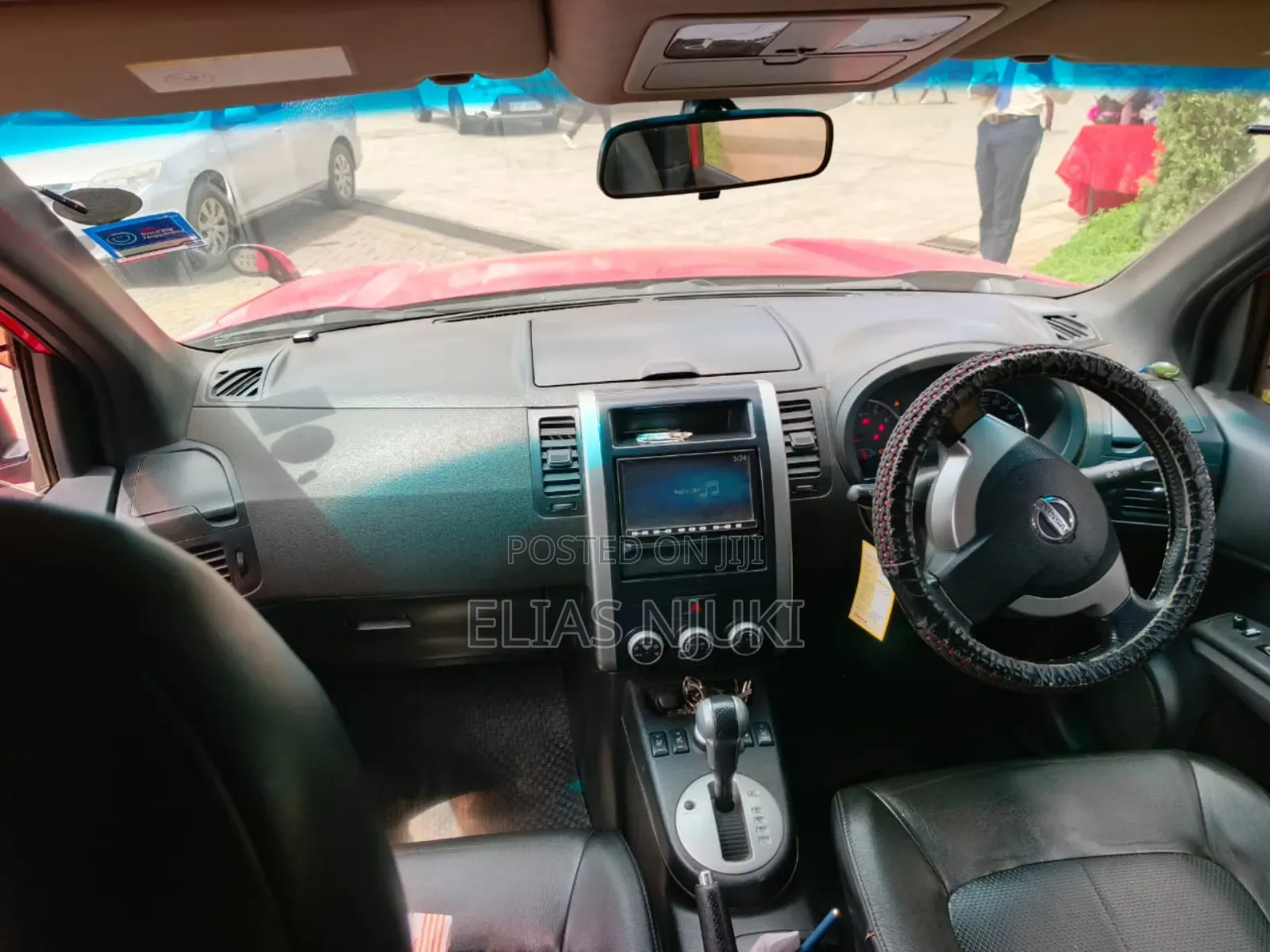Nissan X-Trail 2.0 Petrol XE 2012 Red