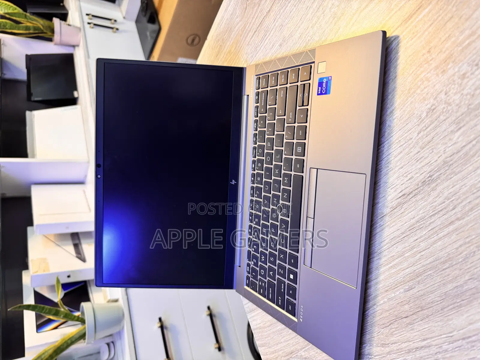 Laptop HP ZBook Firefly G8 16GB Intel Core I7 SSD 1T