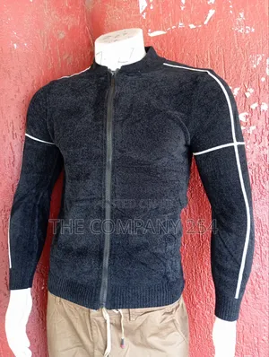 Quality Fuzzy Zipper Designer Warm Cardigan Sweater