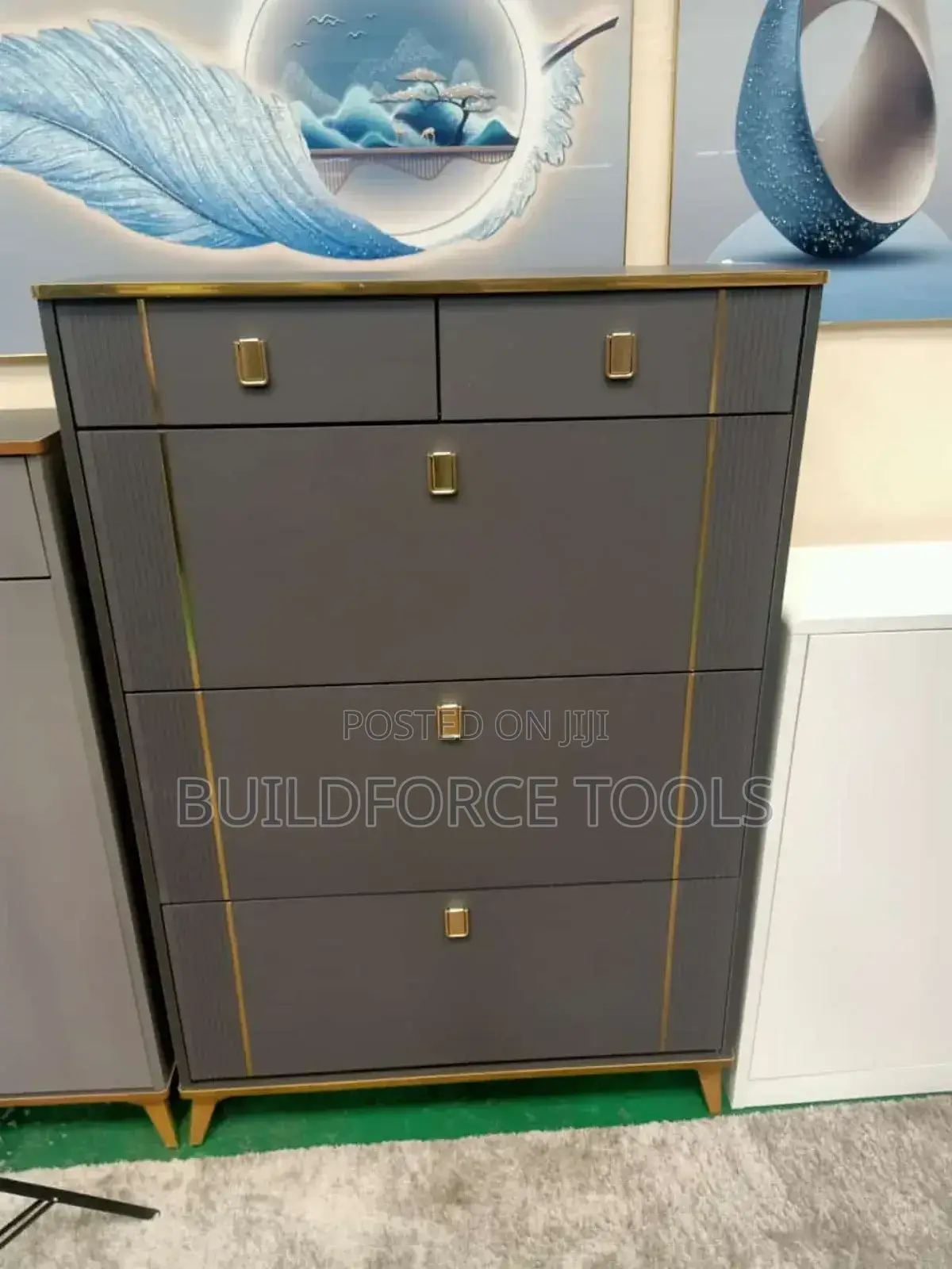 Closed Shoe Rack