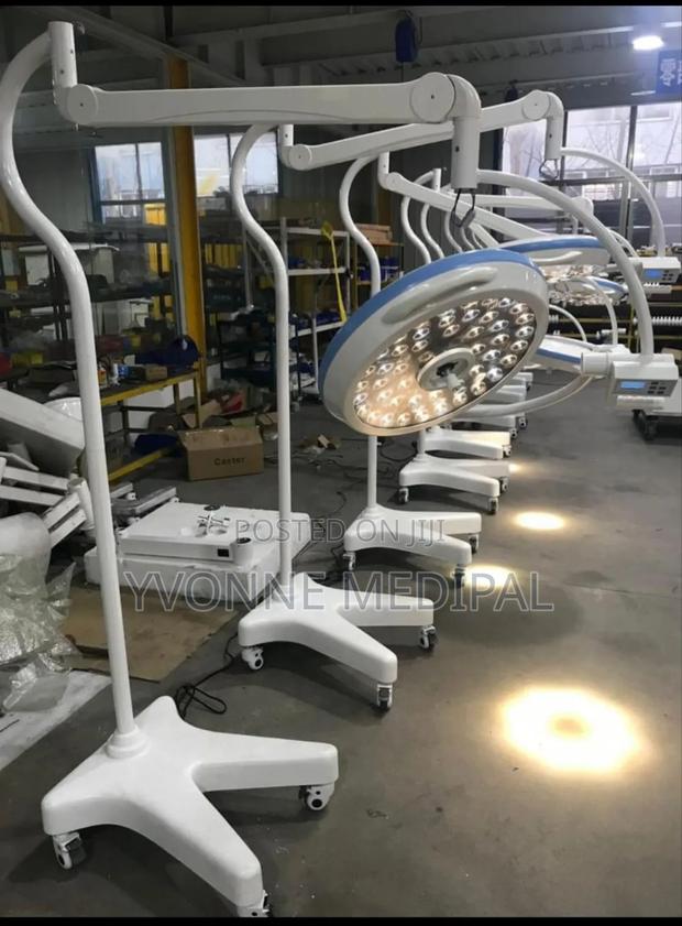 Operating Theatre Light Mobile Led - main view