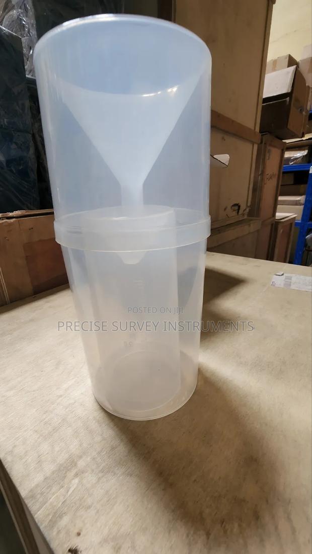 Easy to Read Plastic Raingauge - main view