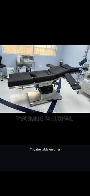 Theatre Table Hydraulic - main view