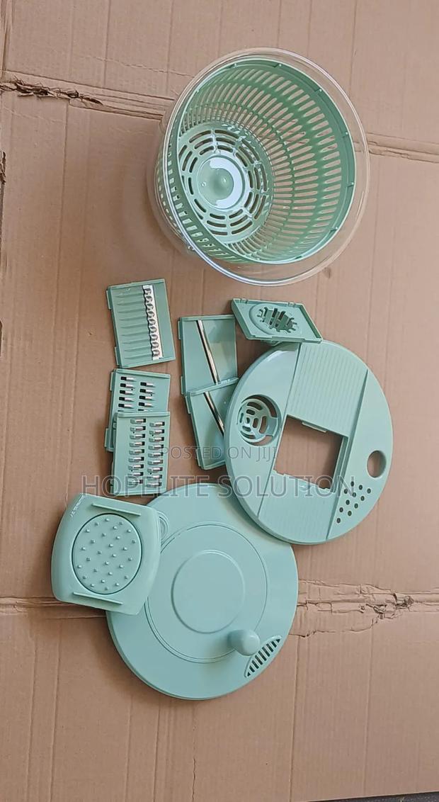 8pcs Salad Spinner With Vegetables Chopper - thumbnail 8