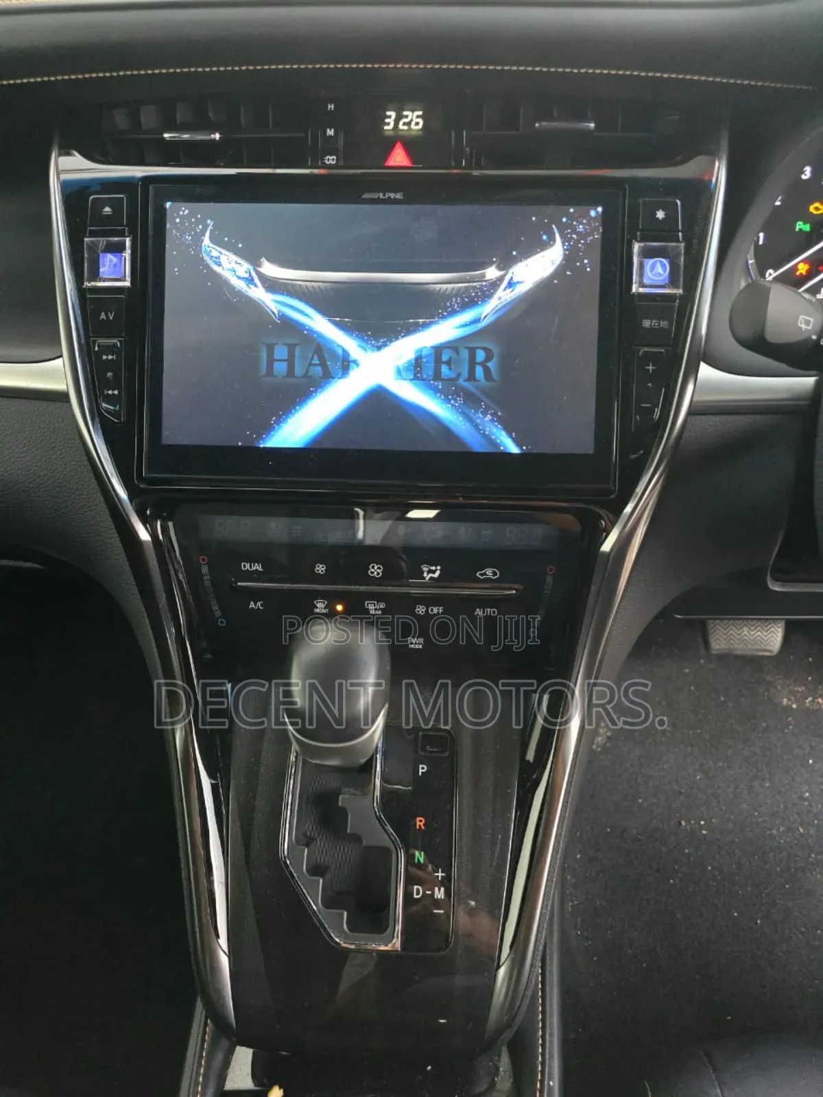 Toyota Harrier 2.0 2019 White