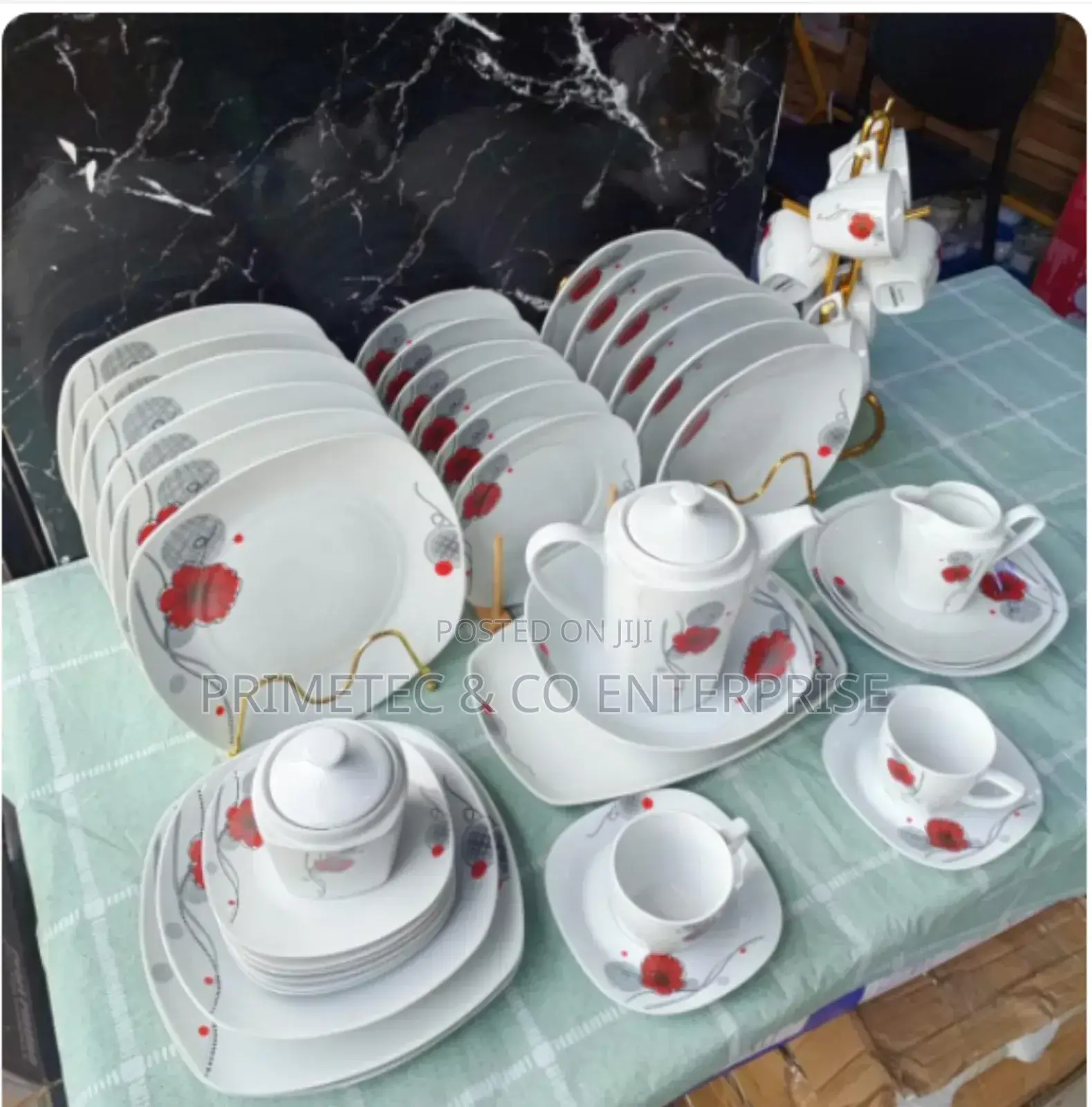 Design a Hot Selling 47pcs Dinner Set