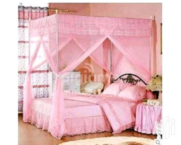 4 Stand Metalic Mosquito Net