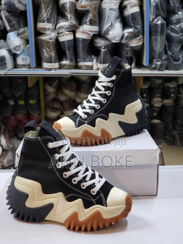 Converse Run Star Motion Sneaker
Size 36-45
KSH 3800 - thumbnail 4