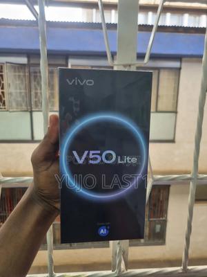 New Vivo V50 Lite 5G 256 GB Gold