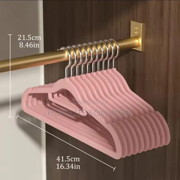 Velvet Non Slip Hangers - thumbnail 6