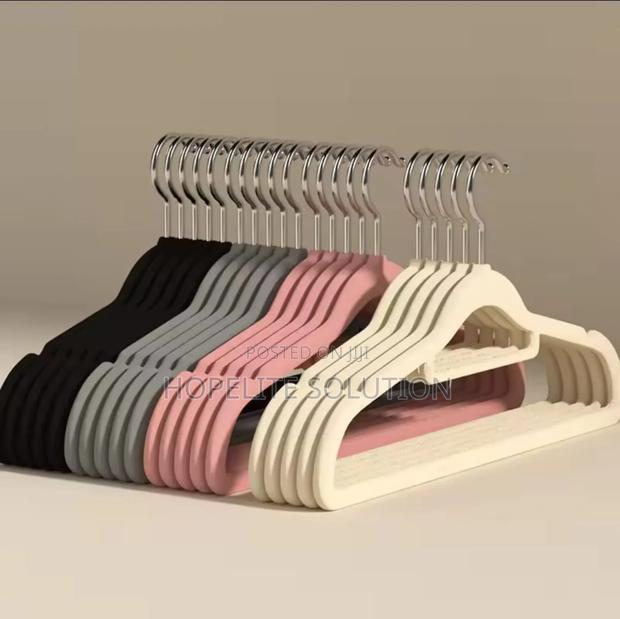 Velvet Non Slip Hangers - thumbnail 7