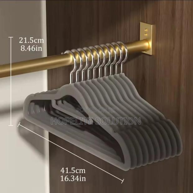 Velvet Non Slip Hangers - thumbnail 8