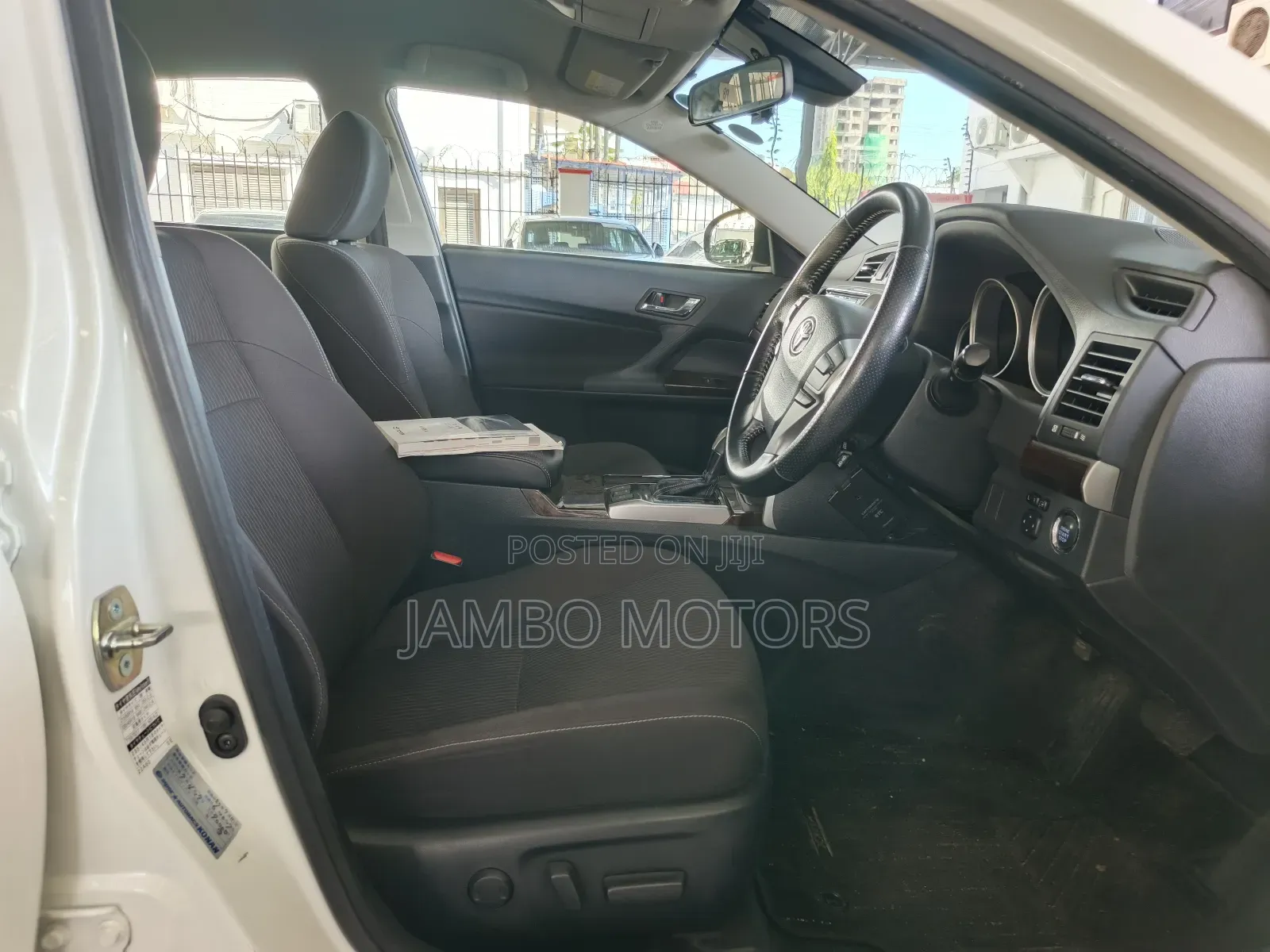 Toyota Mark X 2.5 RWD 2018 White