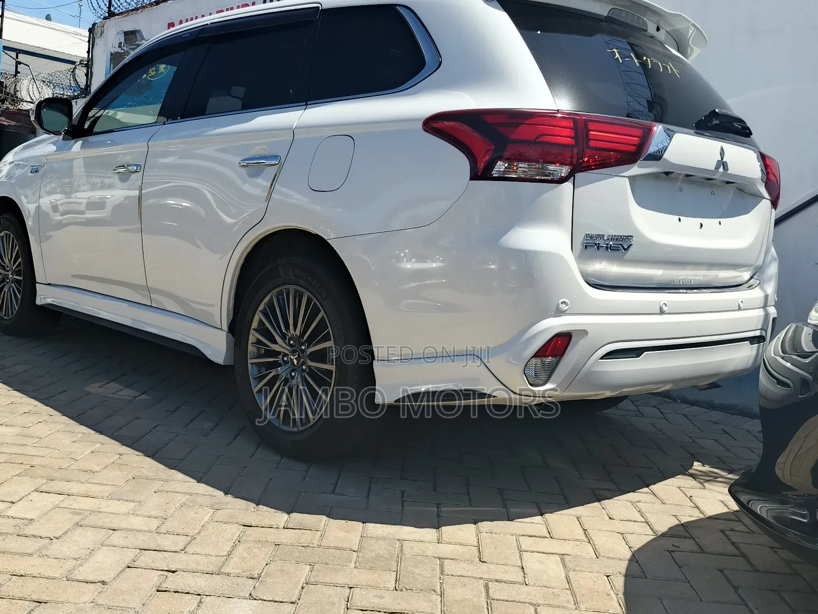 Mitsubishi Outlander 2.0 PHEV AWD 2019 White