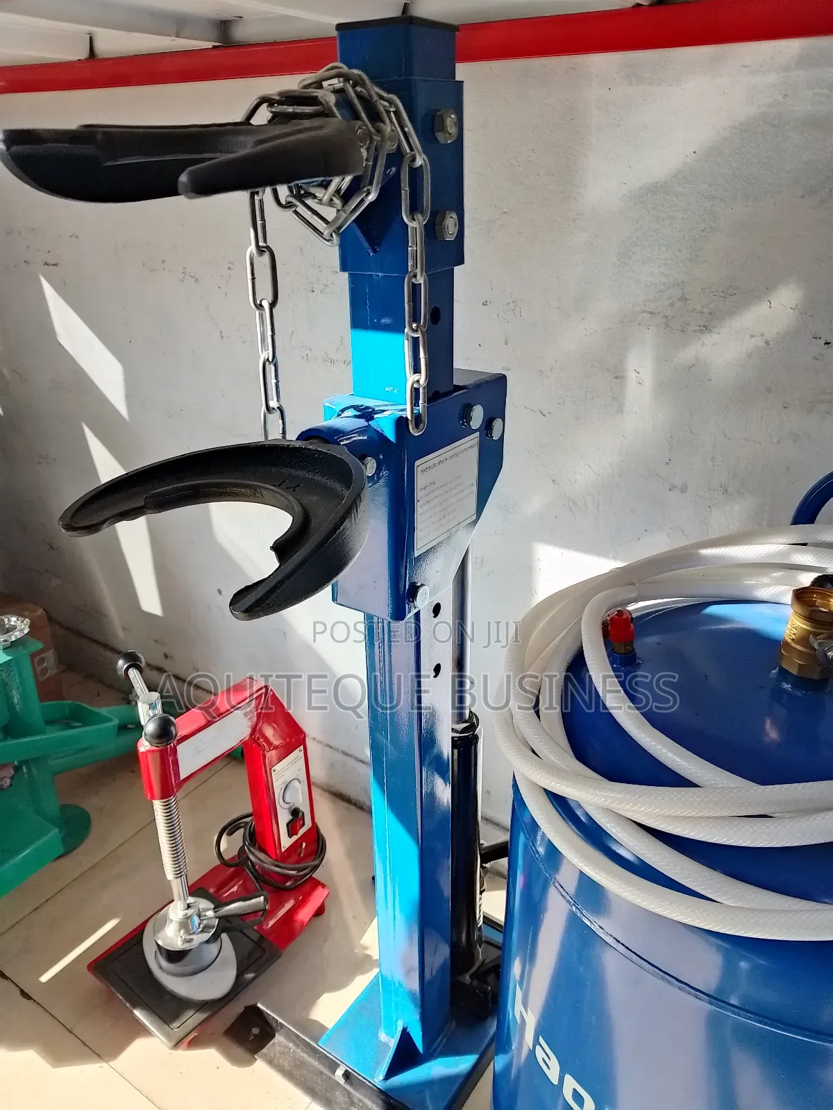 Shock Compressor