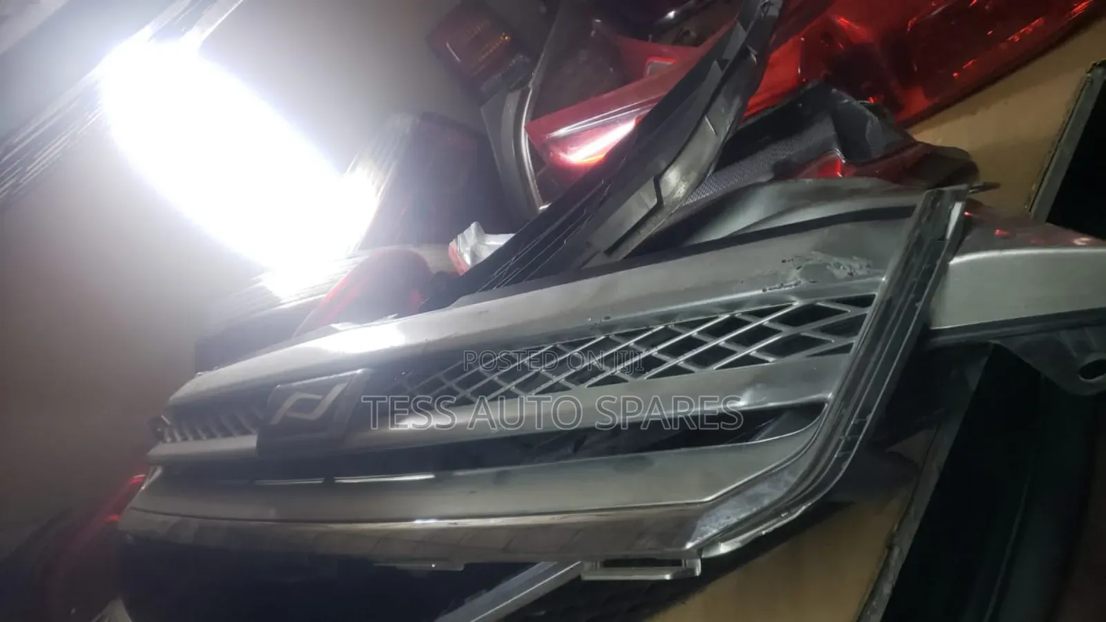 Noah 2005 Grille Available
