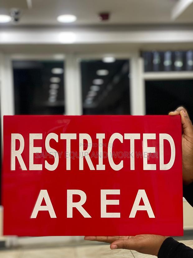 Restricted Area Sign – Forklift Operating Area - main view