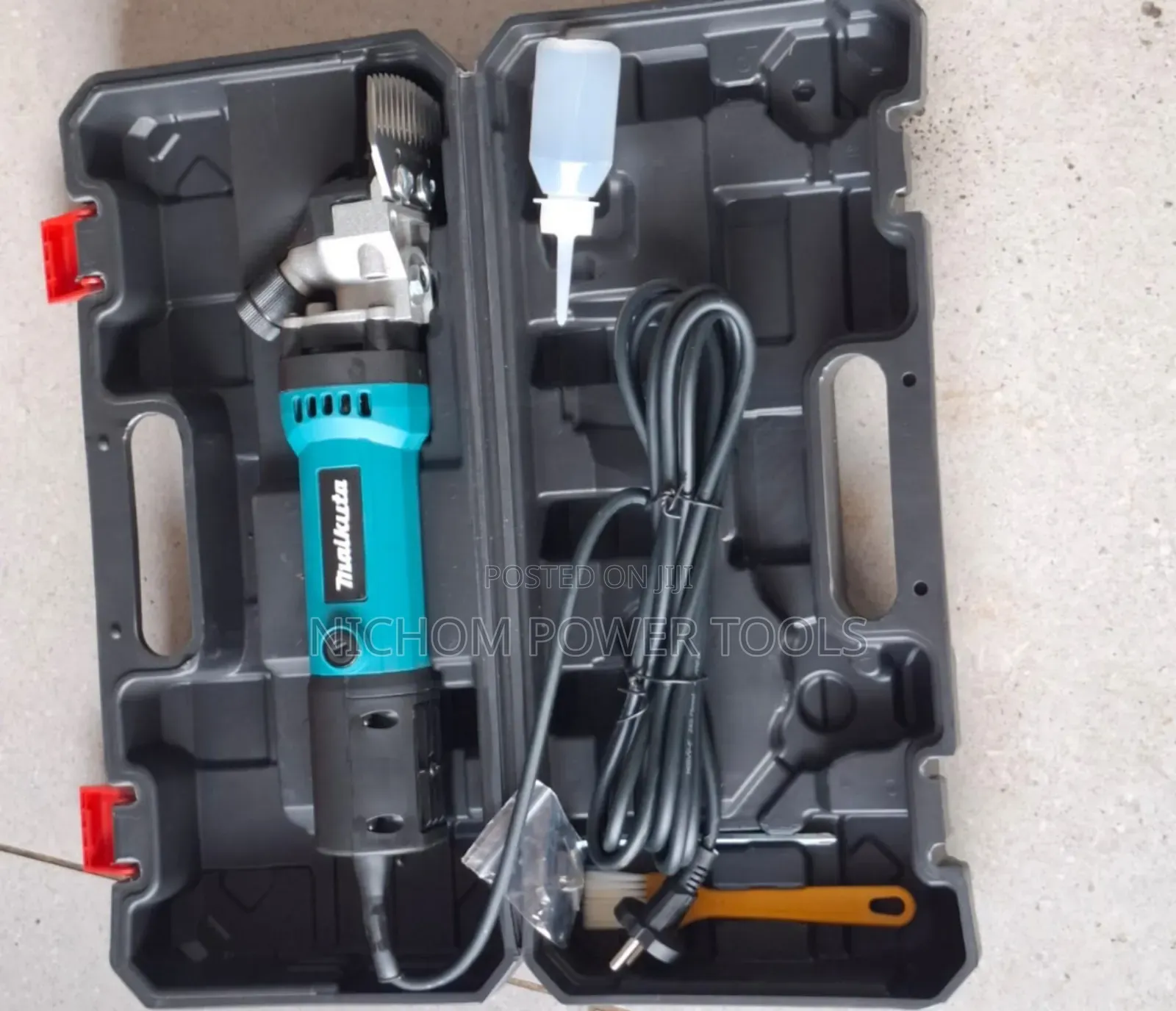 Makita Electric Sheep Clipper/Wool Shear