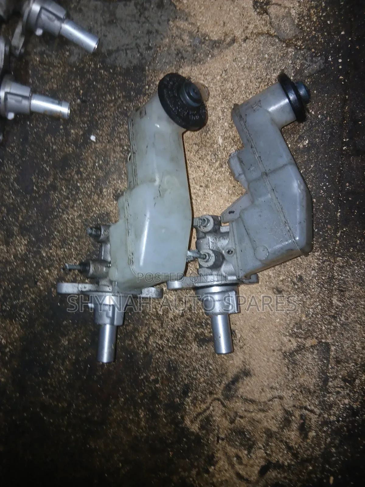 Toyota Ractis and Toyota Belta Brake Master Cylinders