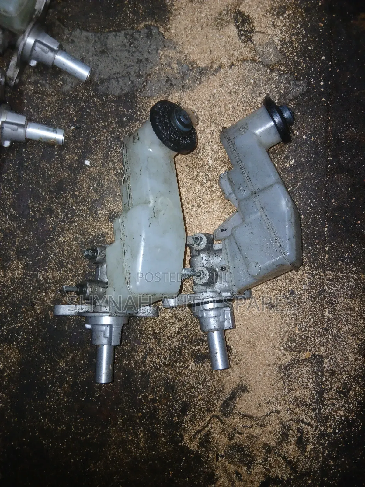 Toyota Ractis and Toyota Belta Brake Master Cylinders