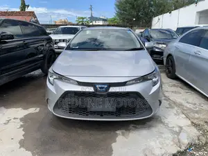 Toyota Corolla Hatchback 2019 Silver