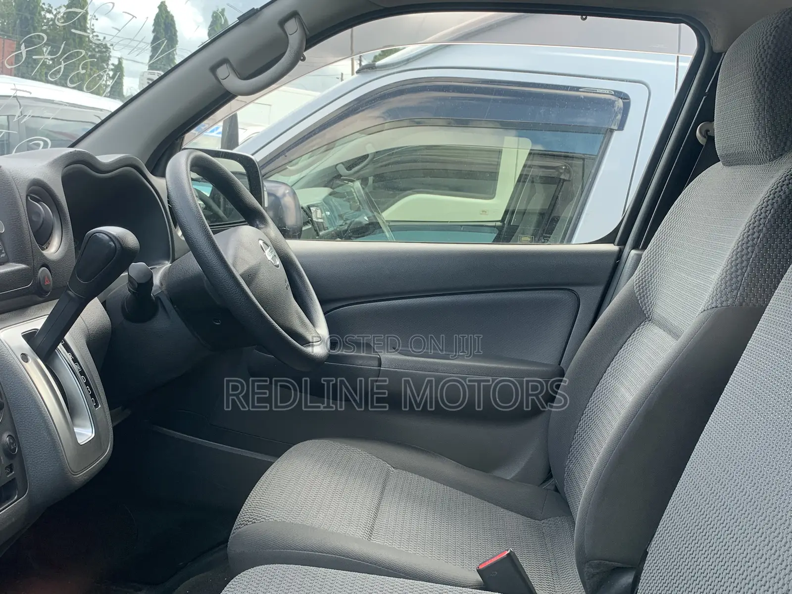 Nissan NV350 2018 Matt Black
