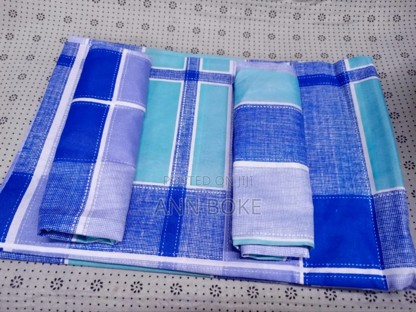  4 Pc Bedsheets 
2 PCS Bedsheets