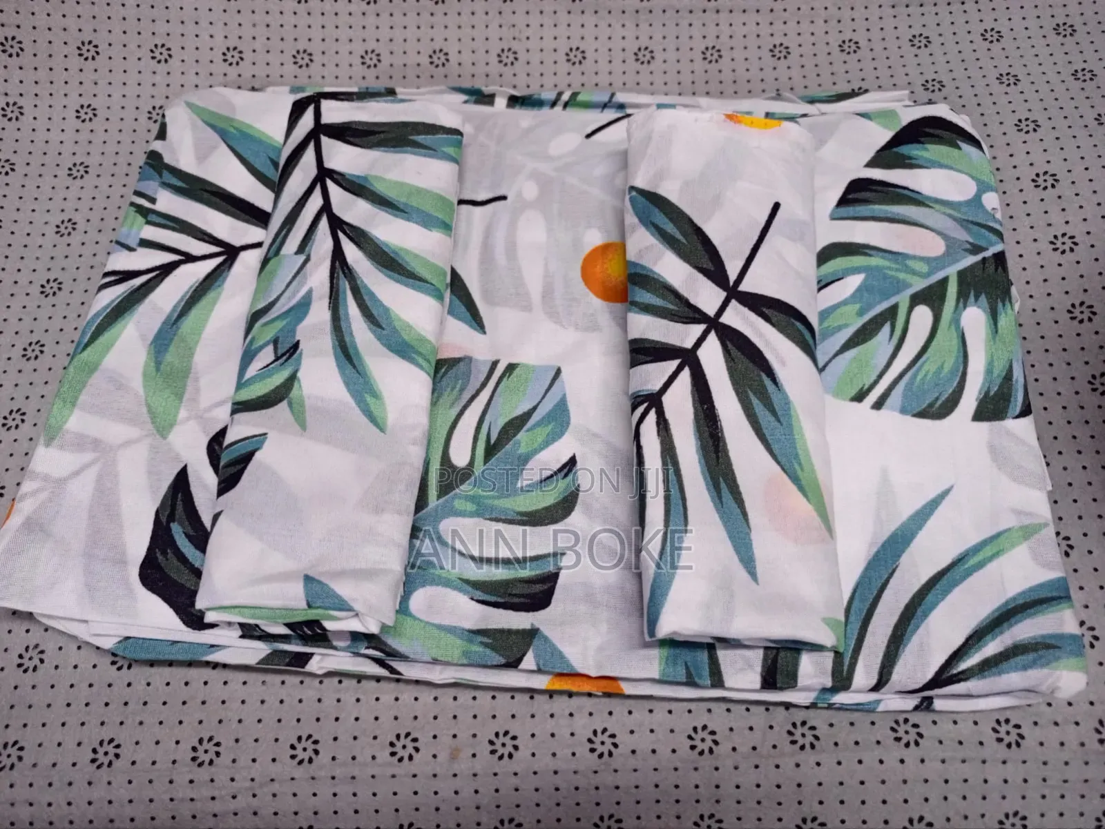  4 Pc Bedsheets 
2 PCS Bedsheets