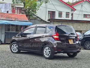 Nissan Note 2017 Brown