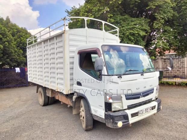 Mitsubishi Fuso Lorry - thumbnail 9