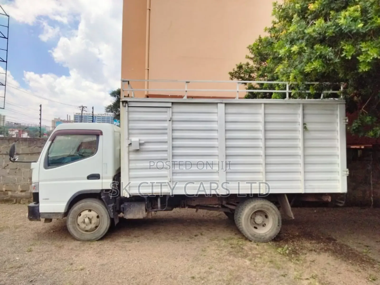 Mitsubishi Fuso Lorry