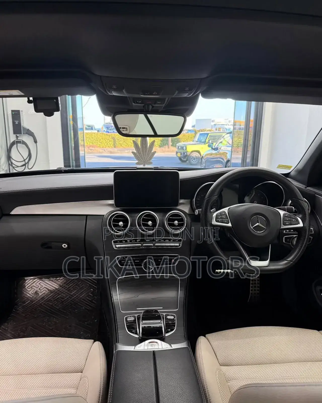 Mercedes-Benz C180 2019 Blue