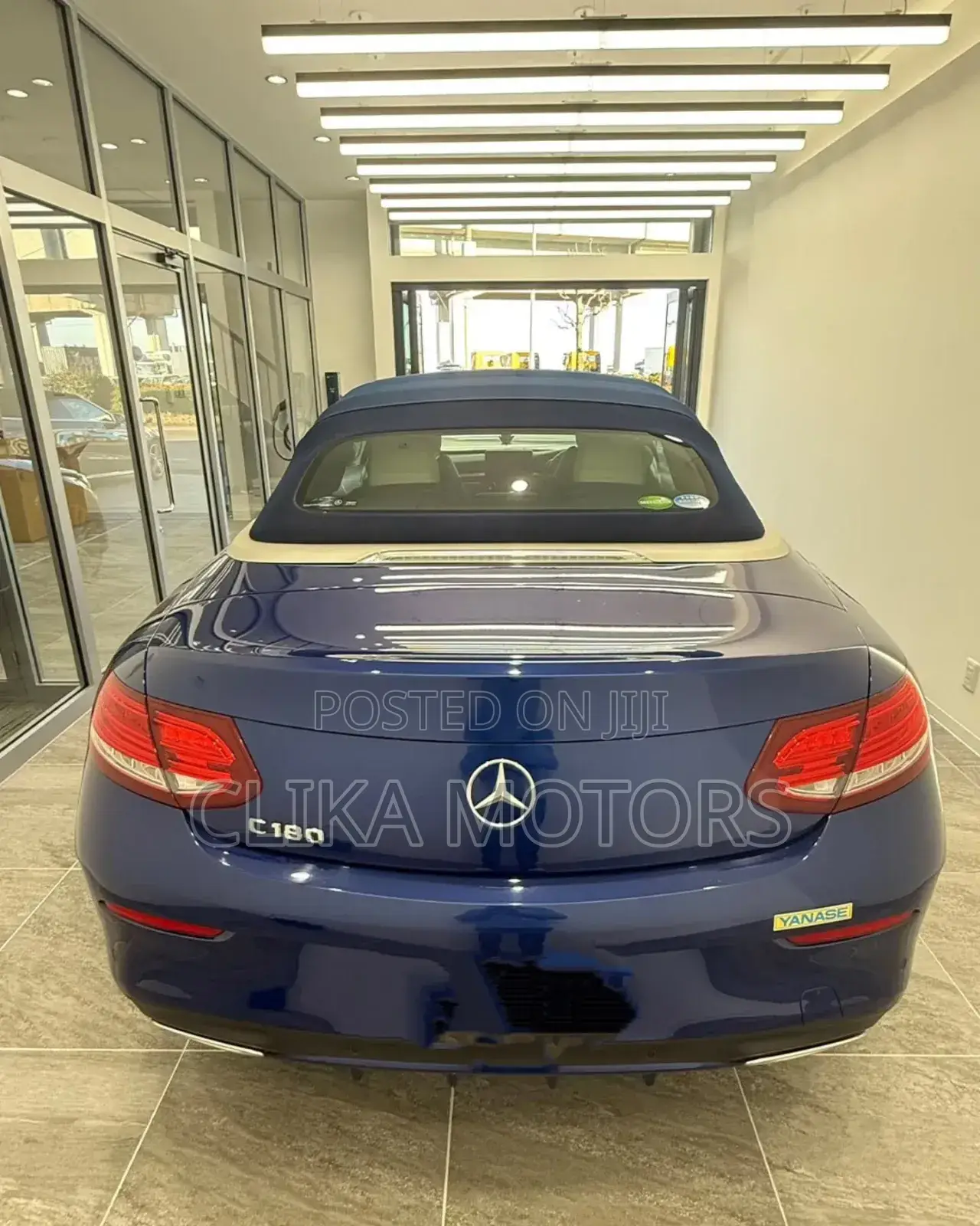 Mercedes-Benz C180 2019 Blue