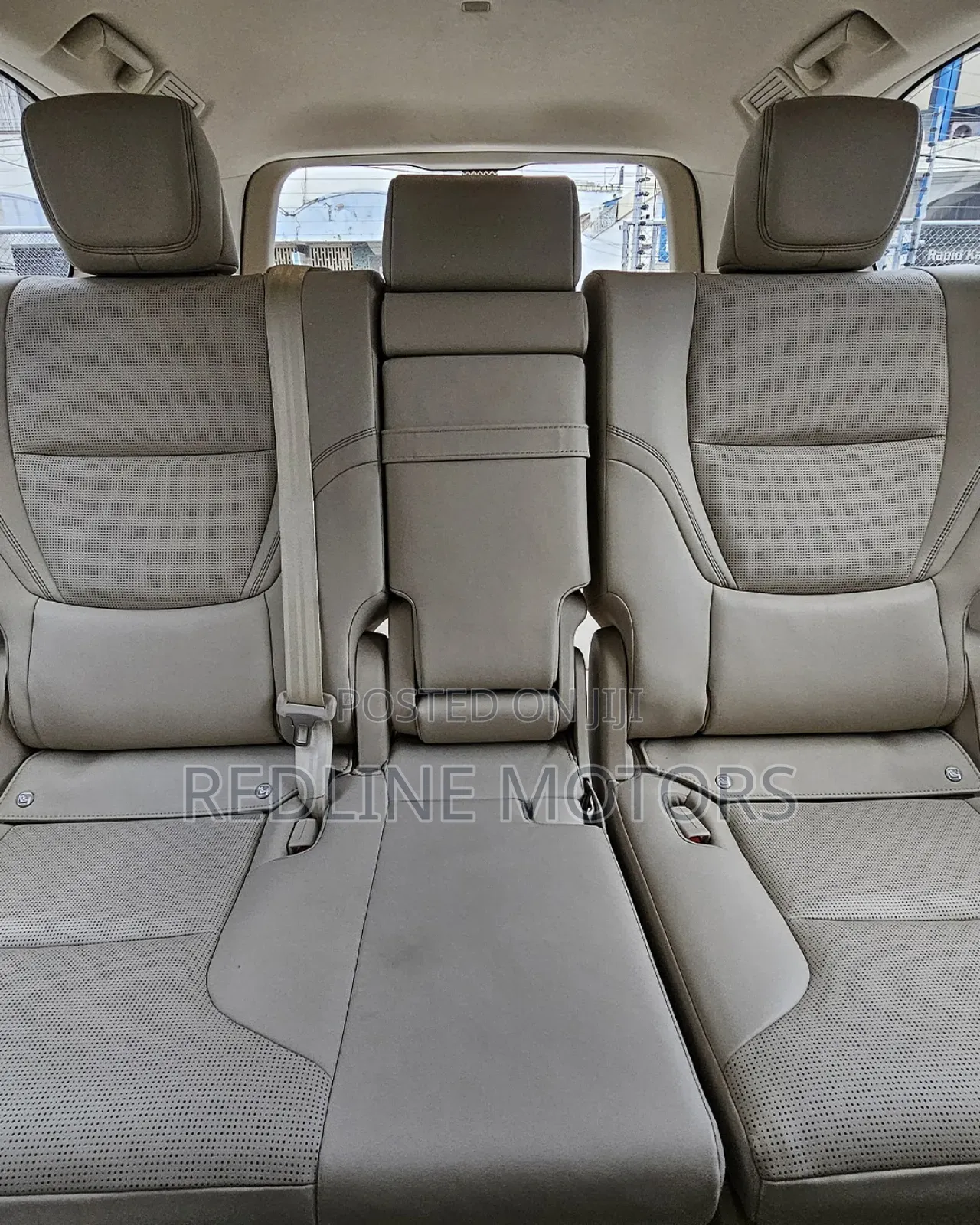 Toyota Land Cruiser 2022 White