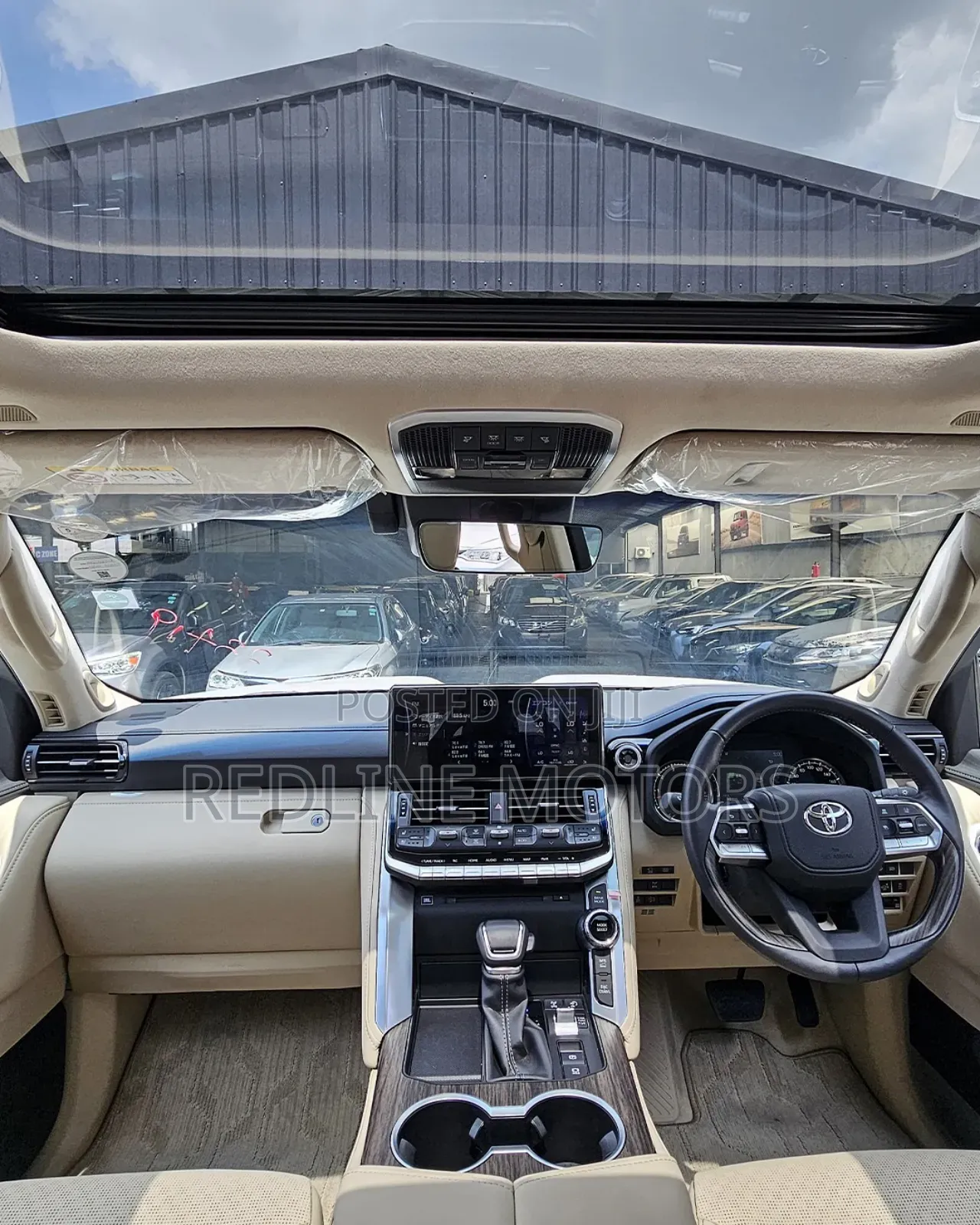 Toyota Land Cruiser 2022 White
