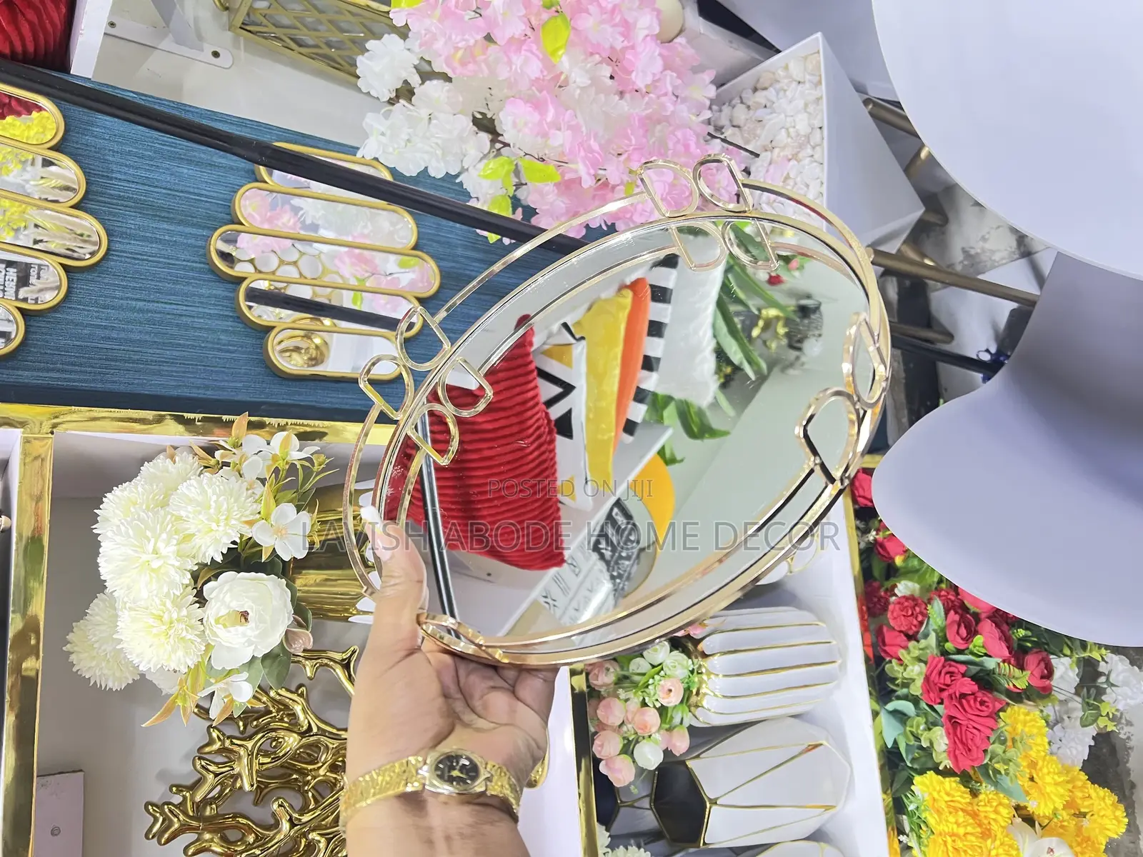 Round Decorative Tray Vanity Tray for Decor and Organizer