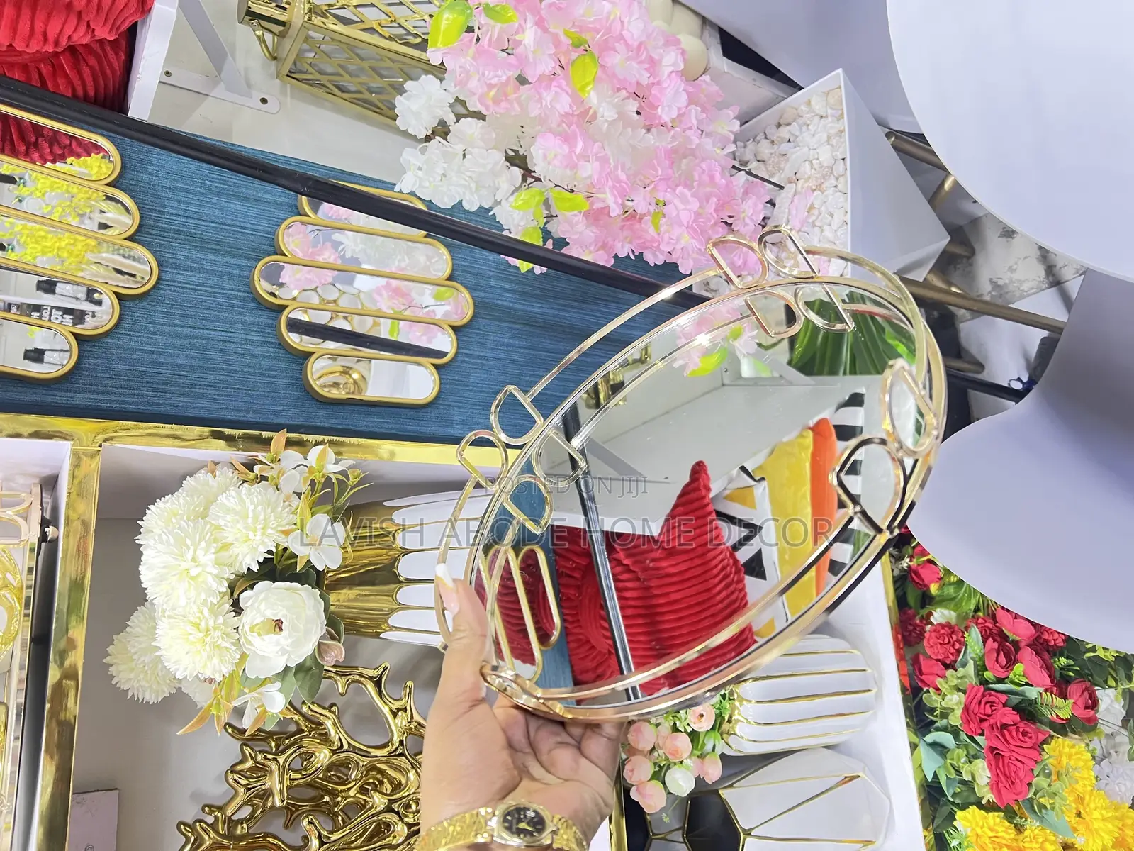 Round Decorative Tray Vanity Tray for Decor and Organizer