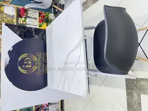Square Table Dinner Table / Study Desk for Small Apartment