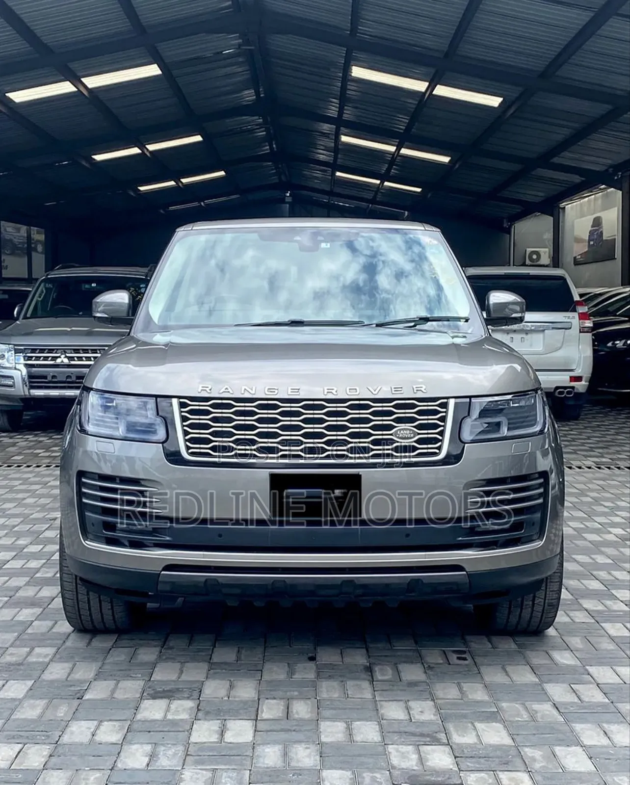 Land Rover Range Rover Vogue 2019 Brown